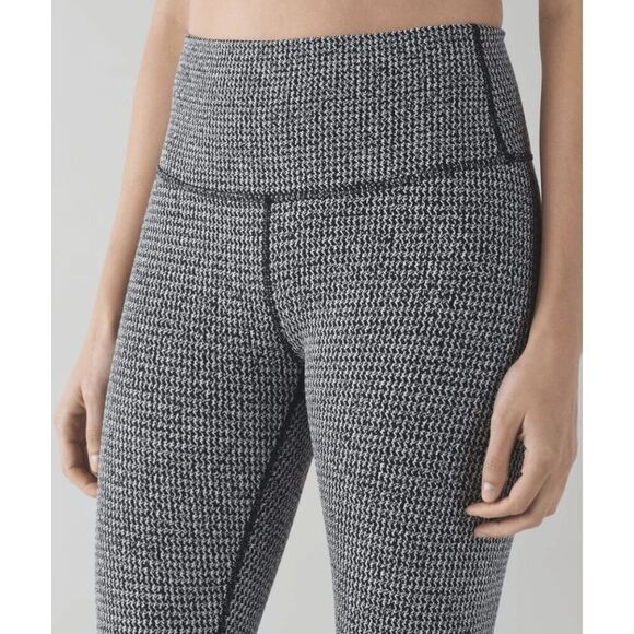 LULULEMON ATHLETICA High Times 7/8 Pant Size 4 - Picture 3 of 6